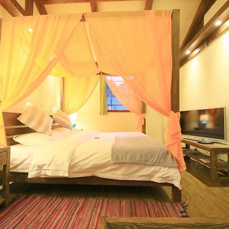 Peter Goullart Boutique Inn Lijiang  Exterior photo
